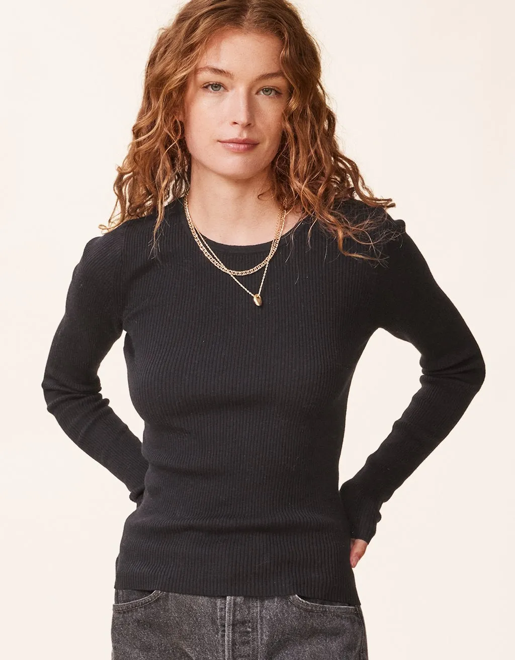 unsubscribed fine gauge crewneck sweater